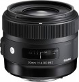Sigma 30mm F1.4 DC HSM